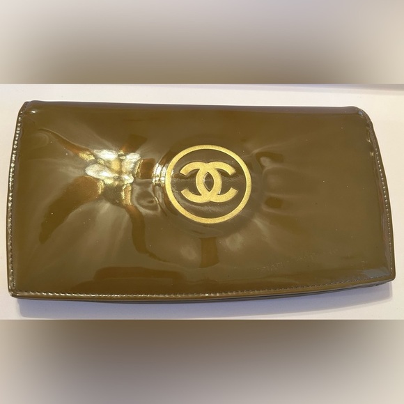 Chanel Gold CC Flap Wallet/Clutch - Picture 1 of 16